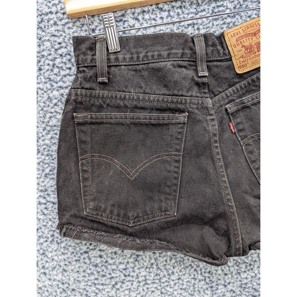 VTG Levis 550 Denim Cut Off Shorts Size 10 USA Made Red Tab Distressed Black - Picture 5 of 12